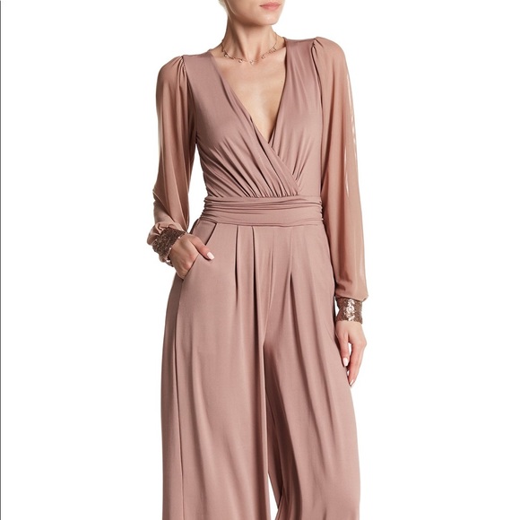FabLux Mauve Jumpsuit Size Medium - Picture 1 of 8